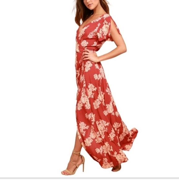 Lulu's floral v-neck maxi wrap sun dress wedding guest date night - Picture 2 of 7